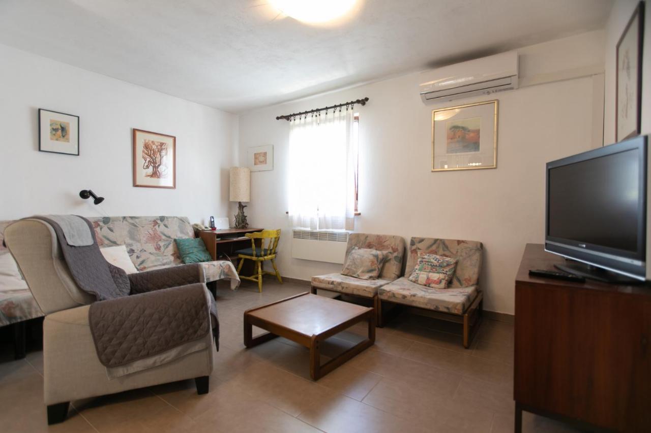 Apartman Silna Your New Home With Terrace And Garden Bobovisca Экстерьер фото